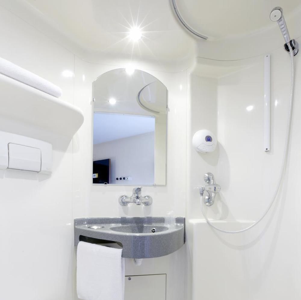Premiere Classe Angers Sud Louvre Hotels Group Les Ponts-de-Cé Esterno foto