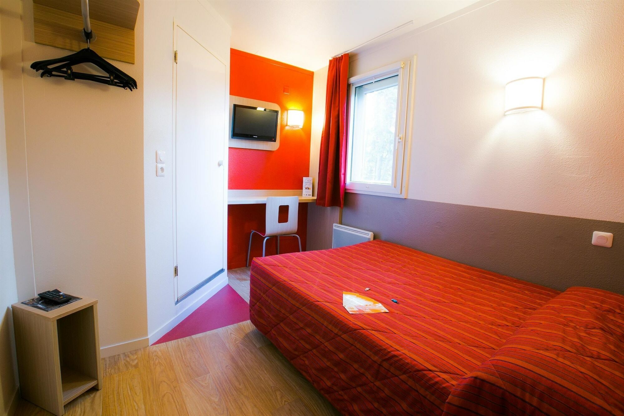 Premiere Classe Angers Sud Louvre Hotels Group Les Ponts-de-Cé Esterno foto